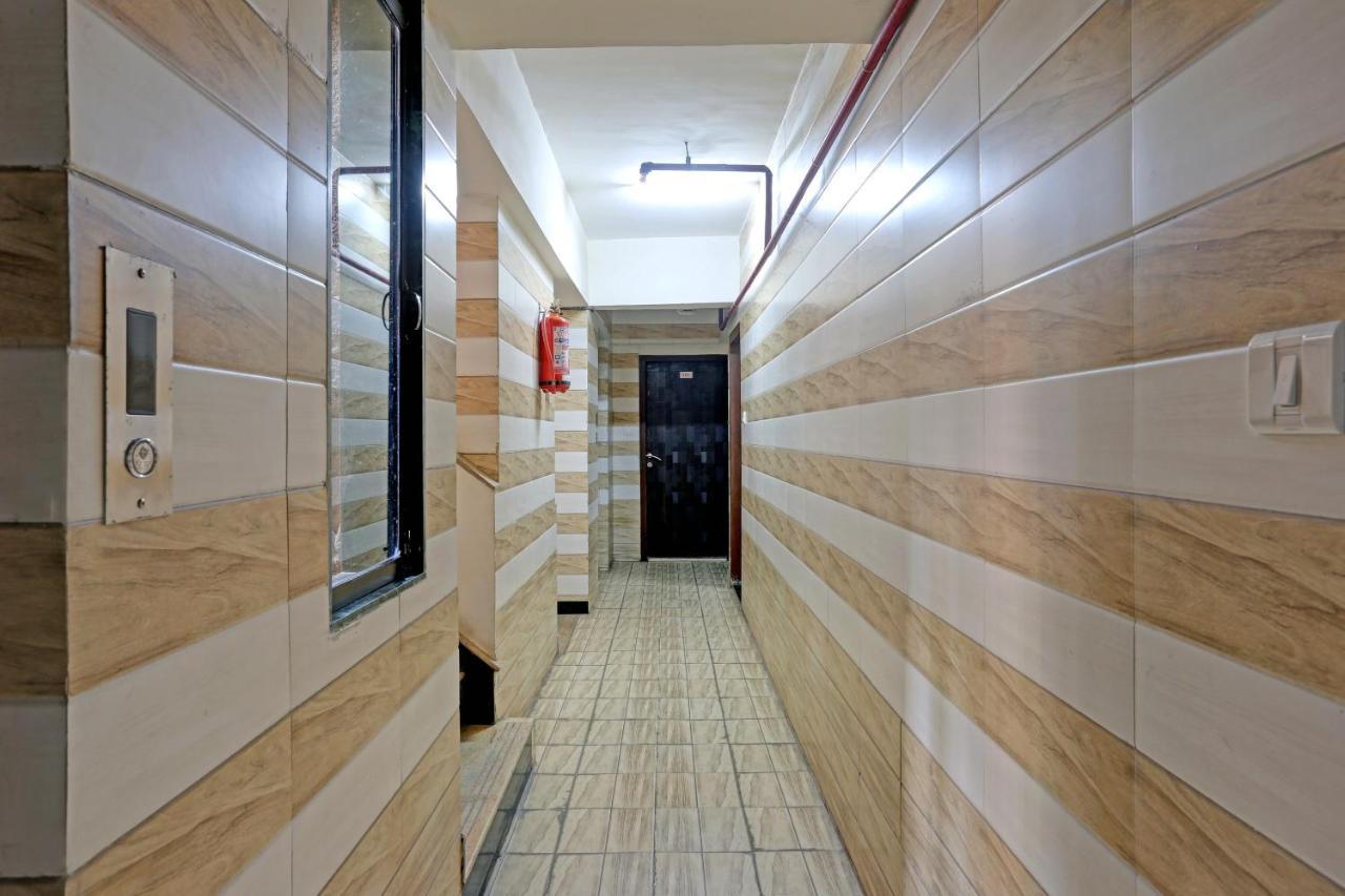 Capital O 79386 Hotel Emirates Mumbai Exterior photo